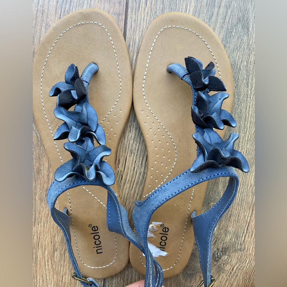 Blue Leather Blue Flower Sandal